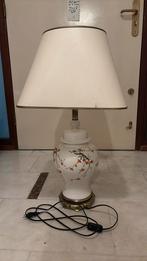 Staande lamp met bloesemtakken en vlinders, Ophalen, Rond, Zo goed als nieuw, Crème