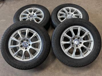 16 inch originele velgen + zomerbanden Mercedes Vito beschikbaar voor biedingen