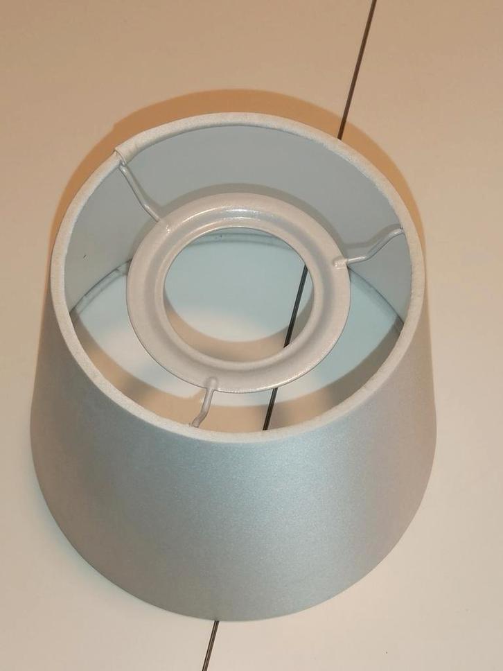 Originele satijnen lampenkap artemide tolomeo, Huis en Inrichting, Lampen | Lampenkappen, Zo goed als nieuw, Minder dan 25 cm