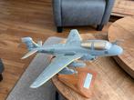 Mahoniehouten Schaalmodel Notthrop Grumman EA - 6B Prowler, Ophalen, Zo goed als nieuw, Schaalmodel
