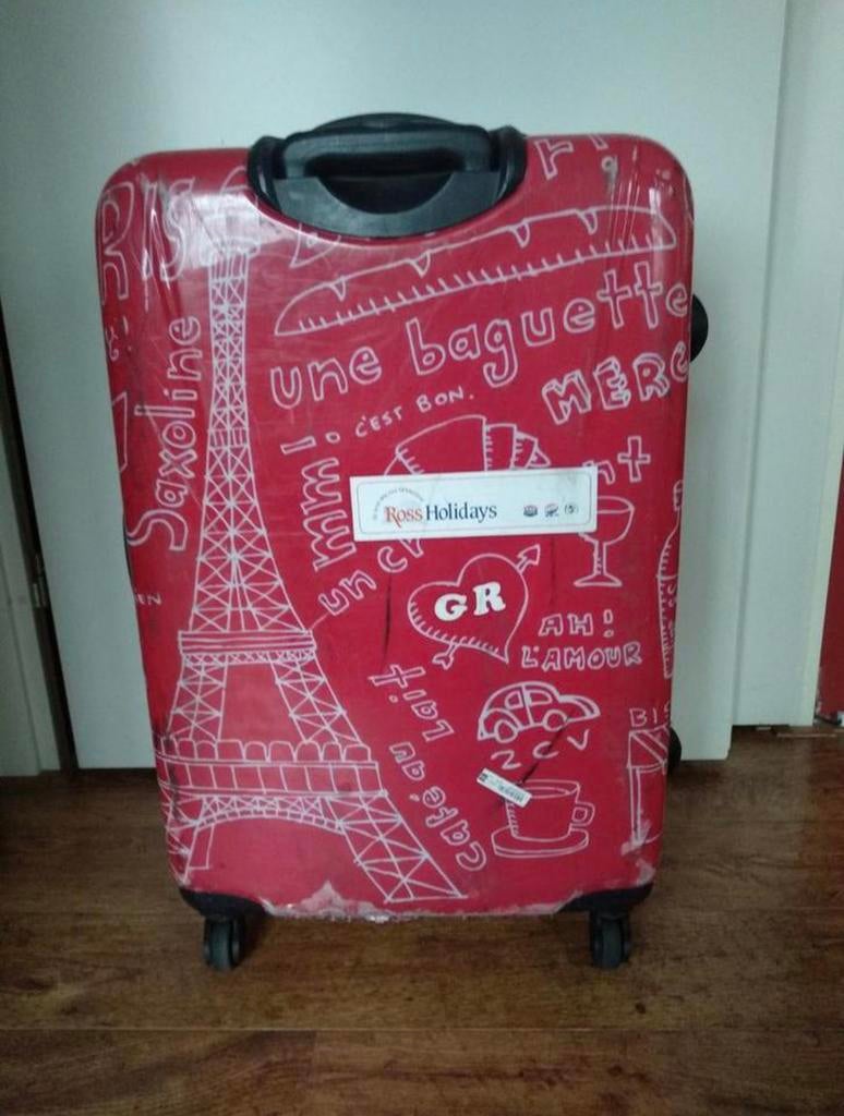 Ruime trolley / koffer - Gebruikt, maar functioneel, Gebruikt, 50 tot 60 cm, Hard kunststof, Ophalen of Verzenden
