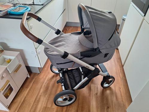 mutsy evo kinderwagen set compleet, Kinderen en Baby's, Kinderwagens en Combinaties, Zo goed als nieuw, Mutsy, Ophalen