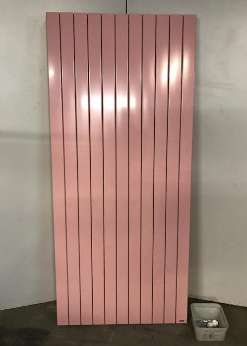 Design radiator, Vasco, 2 types, handdoekradiator, Doe-het-zelf en Verbouw, Verwarming en Radiatoren, Nieuw, Radiator, 800 watt of meer