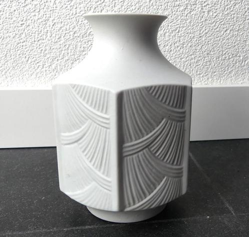 Jaeger & Co Bavaria vintage vaas wit biscuit porselein deco, Huis en Inrichting, Woonaccessoires | Vazen, Gebruikt, Wit, Minder dan 50 cm