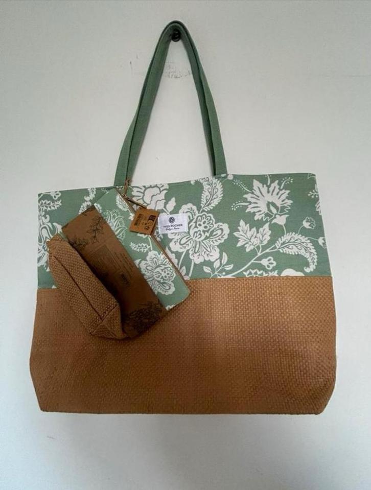 Yves Rocher Nieuw met kaartje, Sieraden, Tassen en Uiterlijk, Tassen | Damestassen, Nieuw, Schoudertasje, Beige, Ophalen