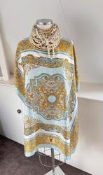 Vintage Maison de Bonneterie zijden lichtblauwe sjaal CHCS, Kleding | Dames, Mutsen, Sjaals en Handschoenen, Bonneterie, Verzenden