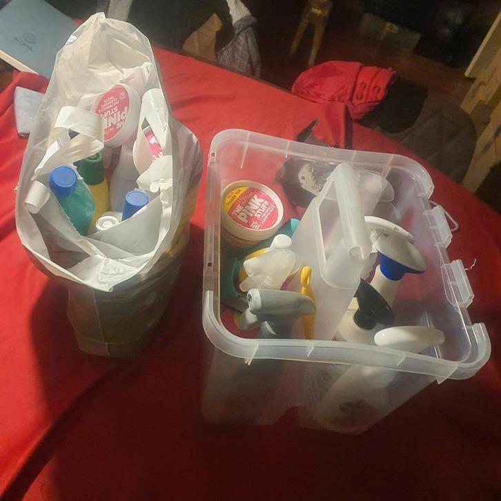 Groot schoonmaakpakket: The Pink Stuff, Dettol, Cif, etc., Huis en Inrichting, Schoonmaakartikelen, Schoonmaakmiddel, Ophalen