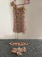 Paté de sable bikini met bijpassend jurkje 10 jaar, Bikiniset, Meisje, Ophalen of Verzenden, Zo goed als nieuw