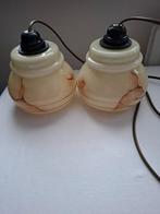 2 oude jaren 40 glazen hanglampen, Huis en Inrichting, Lampen | Hanglampen, Ophalen of Verzenden, Gebruikt, Glas, Minder dan 50 cm