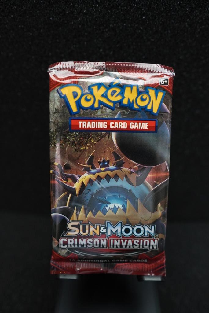 Sun&moon Crimson invasion boosterpack, Hobby en Vrije tijd, Verzamelkaartspellen | Pokémon, Zo goed als nieuw, Ophalen of Verzenden