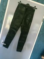 Niet gedragen nep leren broek. 36, Zwart, Ophalen of Verzenden, Zo goed als nieuw, Maat 36 (S)