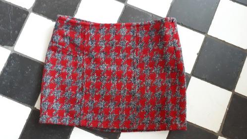 Soho kort rokje geruit maat 38 nieuwstaat rood/grijs, Kleding | Dames, Rokken, Zo goed als nieuw, Maat 38/40 (M), Rood, Boven de knie