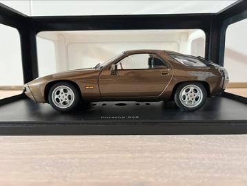 Porsche 928 Tabac brown metallic Autoart 1:18 beschikbaar voor biedingen