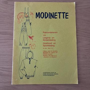 Modinette Patroontekenen beschikbaar voor biedingen