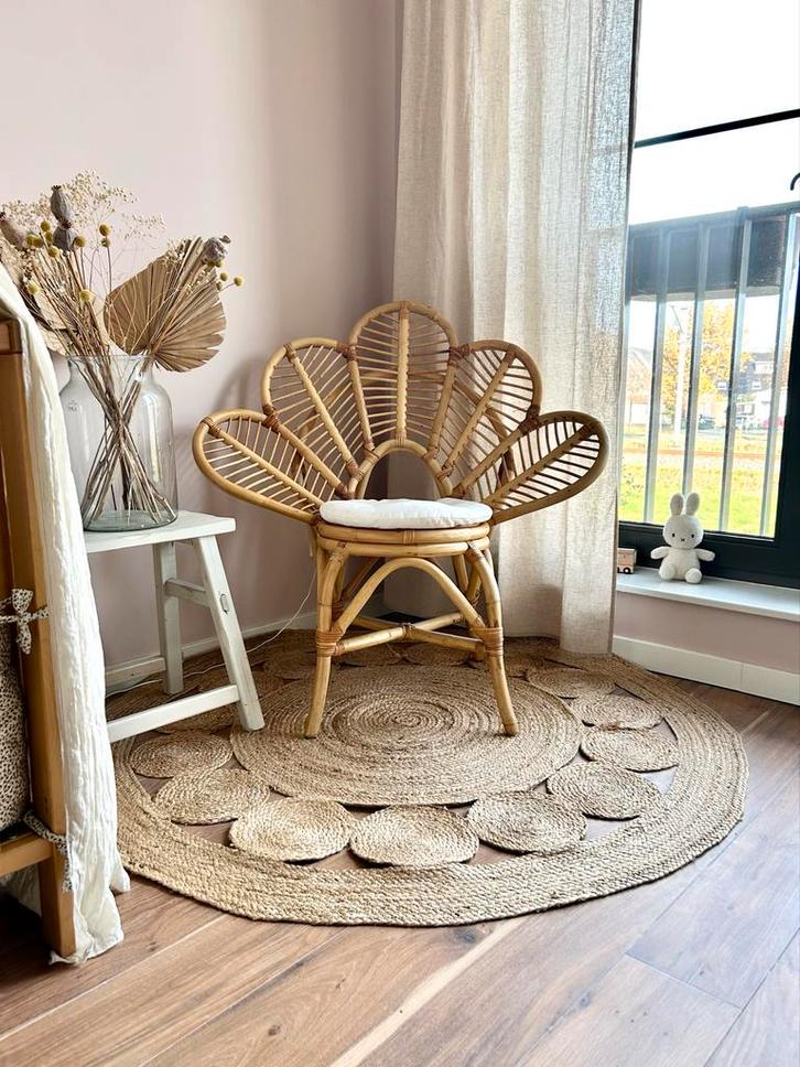 Rotan Pauwenstoel Bloem Stoel, Antiek en Kunst, Antiek | Meubels | Stoelen en Banken, Ophalen