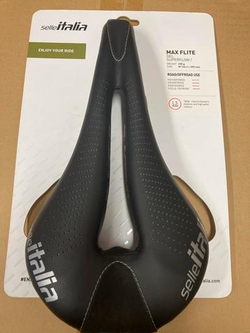 Nieuwe Selle Italia Max Flite Gel Superflow Zadel beschikbaar voor biedingen