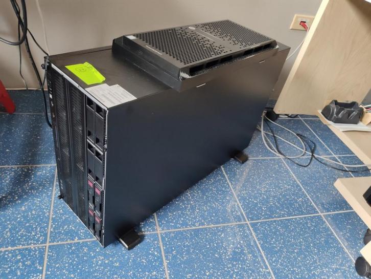HP ML350 G9 LFF gezocht, Computers en Software, Servers, Gebruikt, Minder dan 2 Ghz, Minder dan 4 GB, Hot swappable onderdelen