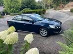 Volvo S60 1.6 T3 2011 Blauw, Auto's, Voorwielaandrijving, 1596 cc, 15 km/l, Zwart