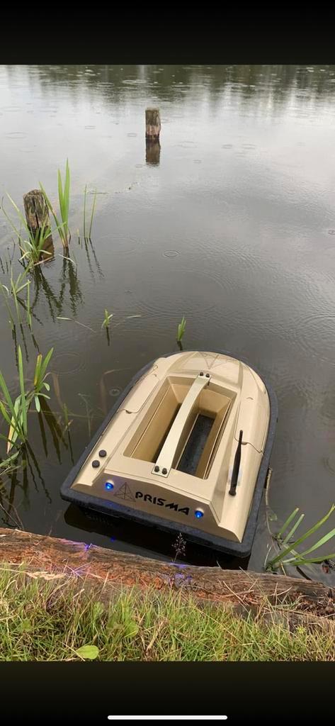 Prisma ||| voerboot, Watersport en Boten, Hengelsport | Karpervissen, Gebruikt, Overige typen, Ophalen