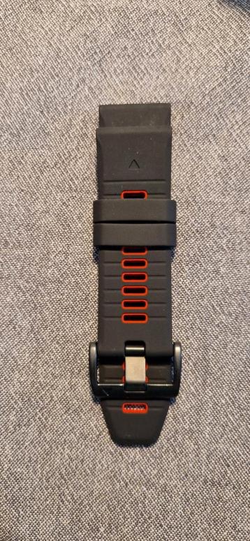 Garmin 26mm Band - Nieuw - Zwart/Rood beschikbaar voor biedingen