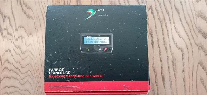 Parrot CK3100 LCD Bluetooth Handsfree Carkit, Computers en Software, Processors, Gebruikt, Ophalen of Verzenden
