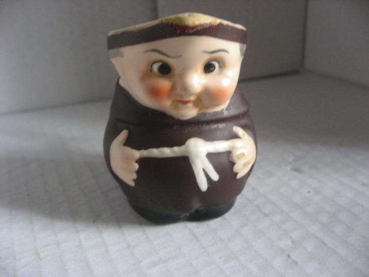 Goebel porselein patertje schenk kannetje 2, Antiek en Kunst, Antiek | Porselein, Ophalen of Verzenden