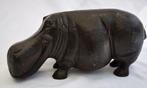 2 vintage Nijlpaard hippo in steen beelden Afrika Zimbabwe, Ophalen of Verzenden, Dier, Zo goed als nieuw