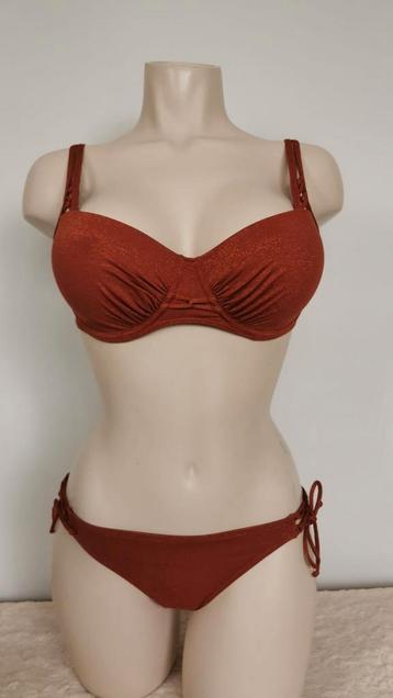 Nieuw prima donna swim manuia 75d
Strik broekje 42l beschikbaar voor biedingen
