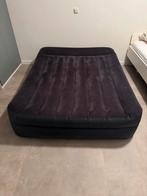 Luchtbed met ingebouwde pomp INTEX 2 personen, Caravans en Kamperen, Luchtbedden, Ophalen, Zo goed als nieuw