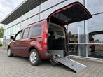 Mercedes-Benz Citan Tourer 3+1 Rolstoelauto 112 Ambiente Aut, Auto's, 116 pk, Bedrijf, Geïmporteerd, Rood