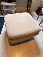 Alcantara beige poef op wieltjes, erg netjes, Ophalen, Zo goed als nieuw, Vierkant, 50 tot 75 cm