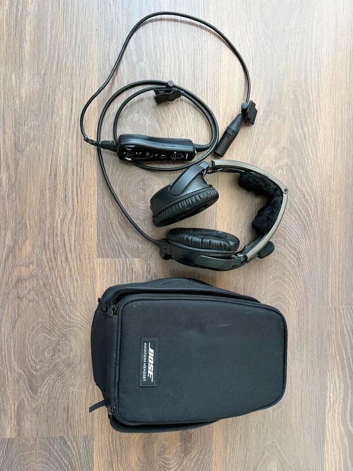 Bose A20 Headset, Bluetooth, XLR5, eventueel met GA adapter., Telecommunicatie, Overige Telecommunicatie, Gebruikt, Ophalen