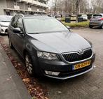 Skoda Octavia 1.4 TSI 81KW G-tec Combi 2015 Grijs, Auto's, Voorwielaandrijving, Euro 5, Zwart, 4 cilinders