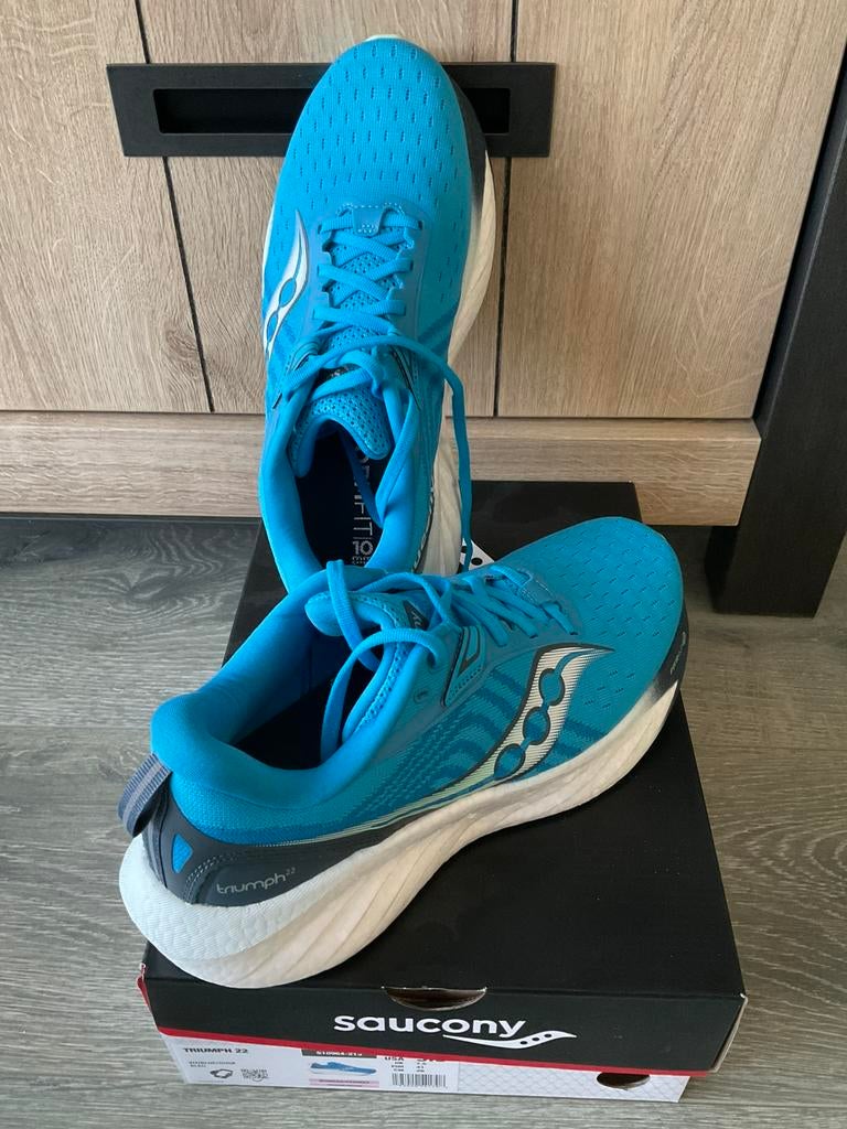 Nieuw in doos: Saucony Triumph 22 hardloopschoenen, maat 41, Ophalen of Verzenden, Nieuw, Saucony