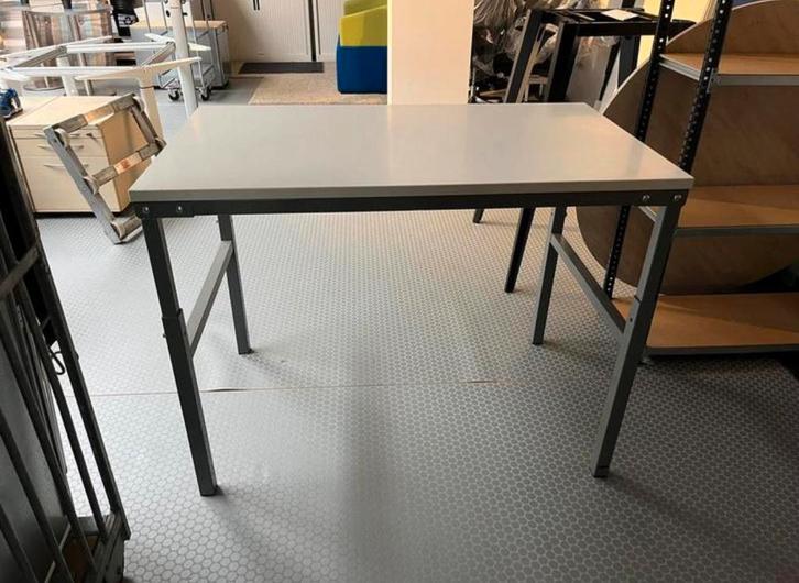 Treston inpaktafel / werktafel max 93 cm hoog, Huis en Inrichting, Bureaus, Zo goed als nieuw, Bureau, Ophalen