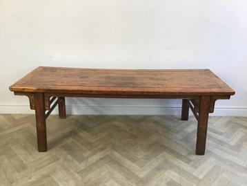 antieke Chinees  eettafel beschikbaar voor biedingen