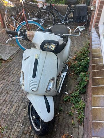 Vespa s50 WOK beschikbaar voor biedingen