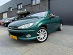 Peugeot 206 CC 2.0-16V Roland Garros | NIEUWE APK | GEINIG V, Cabriolet, Handgeschakeld, Benzine, Groen