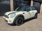Mini Mini 1.6 Cooper Automaat, Euro 5, Gebruikt, Zwart, 4 cilinders