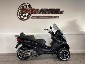 PIAGGIO MP3 500 SPORT ABS ASR AUTORIJBEWIJS