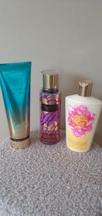 NIEUWE 3 delige VICTORIA SECRET SET 2 bodylotions 1 bodymist, Ophalen of Verzenden, Nieuw, Bodylotion, Crème of Olie