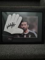 Gesigneerde keepers handschoen Gianluigi Buffon met COA, Ophalen of Verzenden, Nieuw, Buitenlandse clubs