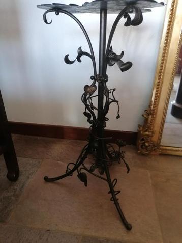 top Art Nouveau lamp beschikbaar voor biedingen