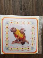 Kaartje geborduurd twee vogels geel/oranje, Hobby en Vrije tijd, Ophalen of Verzenden, Nieuw