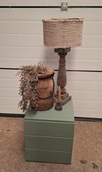 Leuke bijzettafel!, Huis en Inrichting, Ophalen, Zo goed als nieuw, Rechthoekig, Minder dan 55 cm