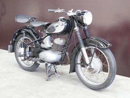 DKW RT 250/2 ✅Ongerestaureerd✅Zeer mooie Patina✅Oldtim, Motoren, Motoren | Oldtimers, Naked bike, 11 kW of minder