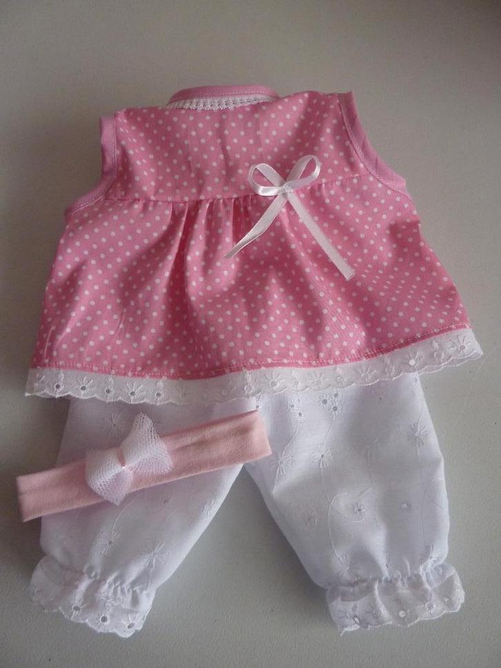 Setje met broderie broekje of tuniekje past de baby pop, Kinderen en Baby's, Speelgoed | Poppen, Nieuw, Babypop, Ophalen of Verzenden