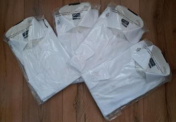 4 nieuwe witte overhemden Heren maat 40 (in verpakking) beschikbaar voor biedingen