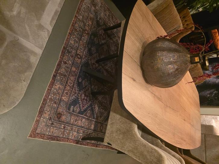 Costa eetkamertafel licht beschadigd, Huis en Inrichting, Tafels | Eettafels, Nieuw, 100 tot 150 cm, 200 cm of meer, Overige vormen