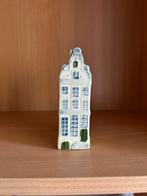 Handgeschilderd 'Dutch House' keramiek, Antiek en Kunst, Antiek | Keramiek en Aardewerk, Ophalen of Verzenden